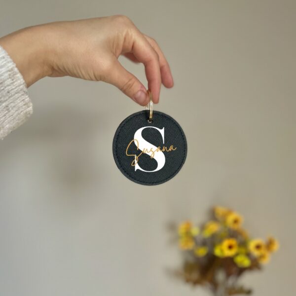 Llavero redondo de piel