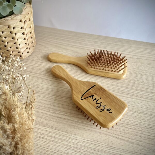 Cepillo de bambú personalizado