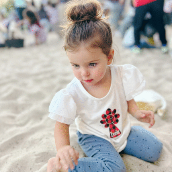 8 Camiseta Floral Virgen del Pilar niña