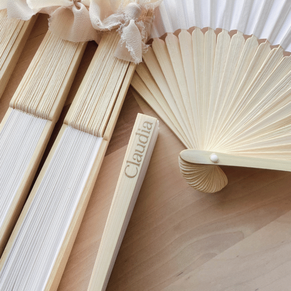 Abanicos personalizados con nombre