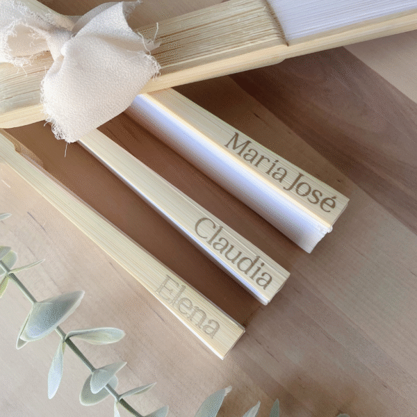 Abanicos personalizados con nombre